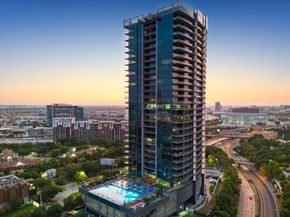 3130 N Harwood Street  1606, Dallas Texas 75201