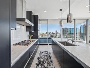 3130 N Harwood Street  1606, Dallas Texas 75201