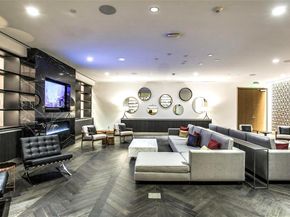 3130 N Harwood Street  1606, Dallas Texas 75201