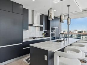 3130 N Harwood Street  1606, Dallas Texas 75201