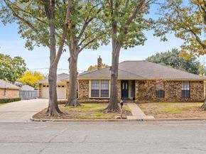 2626  Collard Road , Arlington Texas 76017