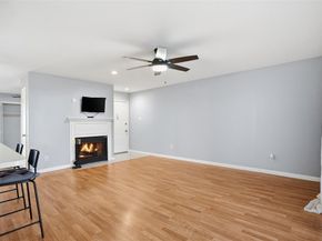 2535  Wedglea Drive  F127, Dallas Texas 75211