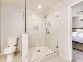 238 W Montana Avenue , Dallas Texas 75224