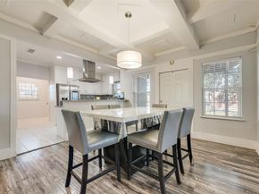 238 W Montana Avenue , Dallas Texas 75224