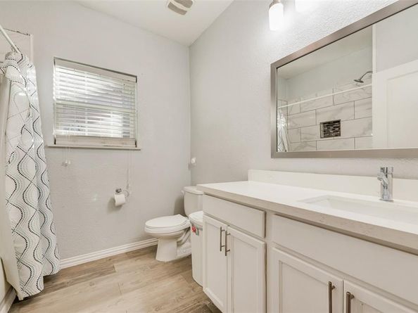 238 W Montana Avenue , Dallas Texas 75224