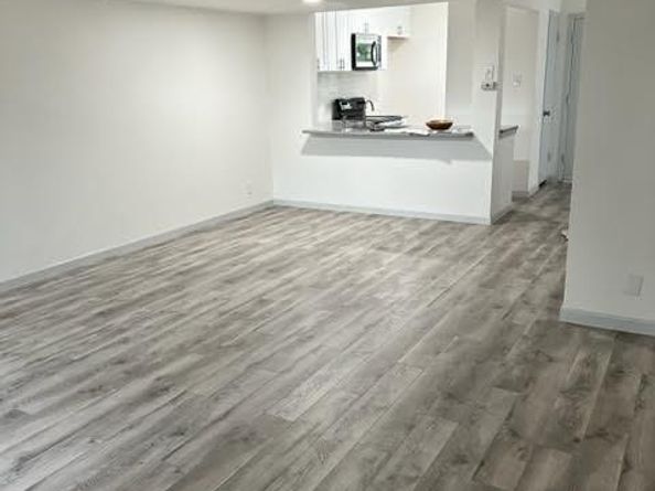 926 S WEATHERRED Drive  11B, Richardson Texas 75080