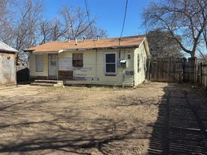 825  Clyde Street , White Settlement Texas 76108