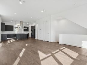 3032  Chimes Street , Dallas Texas 75219