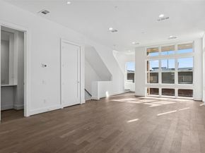 3032  Chimes Street , Dallas Texas 75219