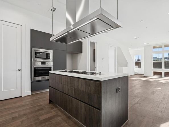 3032  Chimes Street , Dallas Texas 75219