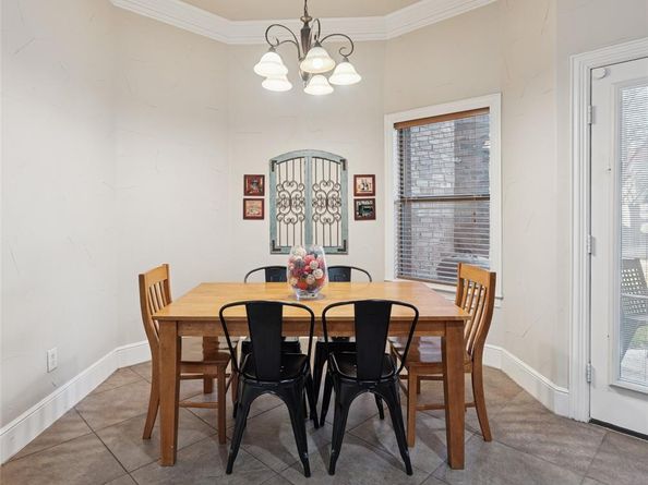 2221  Farrington Lane , Hurst Texas 76054