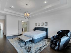 2008  La Salle  , Flower Mound Texas 75022