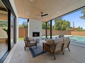 6437  Churchill Way , Dallas Texas 75230