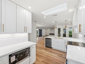 822  Belt Line Plaza , Richardson Texas 75080