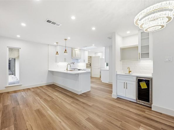 822  Belt Line Plaza , Richardson Texas 75080