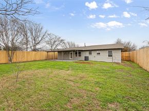 5920  Walraven Circle , Fort Worth Texas 76133