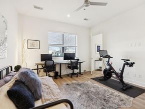 1901 S Harwood Street  107, Dallas Texas 75215