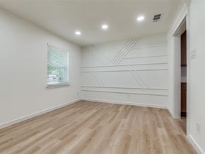 5323  Blaney Way , Dallas Texas 75227