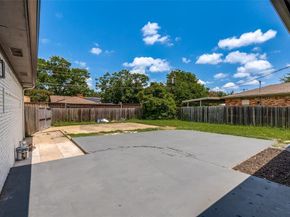 5323  Blaney Way , Dallas Texas 75227