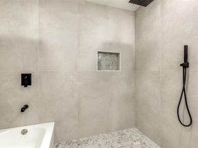 5323  Blaney Way , Dallas Texas 75227