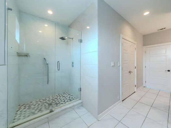 3610  Vilbig Road , Dallas Texas 75212
