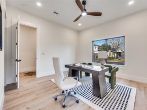 1836  Pueblo Street , Dallas Texas 75212