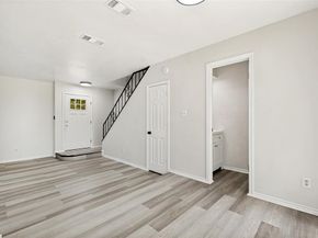709 N Madison Avenue , Dallas Texas 75208