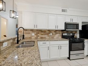 1004  Bridges Drive , Arlington Texas 76012