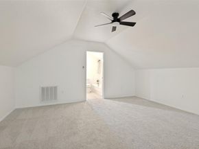 1004  Bridges Drive , Arlington Texas 76012