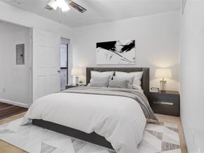 9831  Walnut Street  113, Dallas Texas 75243