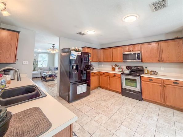702  Cedar Bluff Drive , Wylie Texas 75098