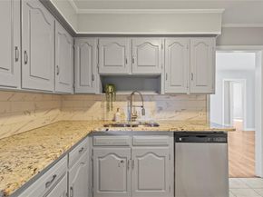 1602  Glen Avenue , Dallas Texas 75216
