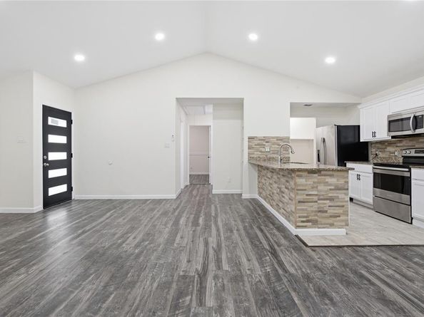 3728  Flintwood Trail , Fort Worth Texas 76137