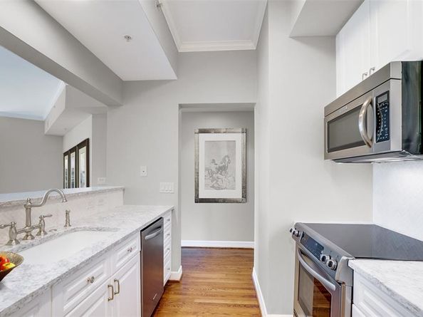 3401  Lee Parkway  508, Dallas Texas 75219