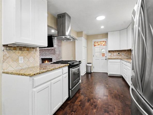 1114  Glouchester Drive , Garland Texas 75040