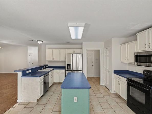 3820  Willowick Circle , Denton Texas 76210