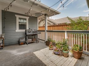 630 N Edgefield Avenue , Dallas Texas 75208