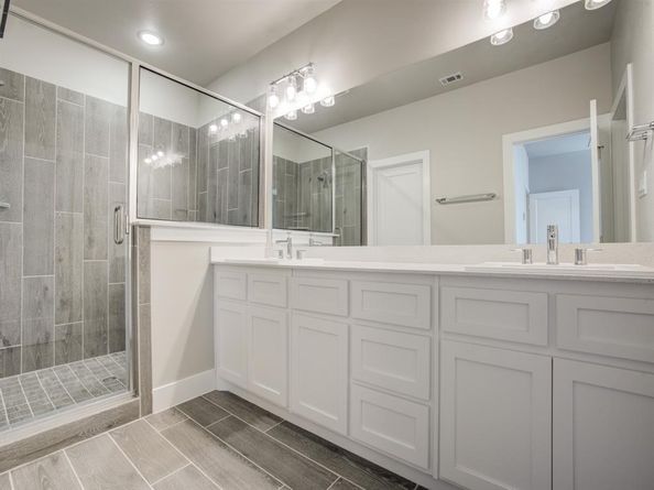2619  Carmelita Street , Dallas Texas 75212
