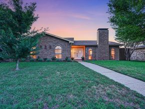 2713  Esquire Lane , Garland Texas 75044