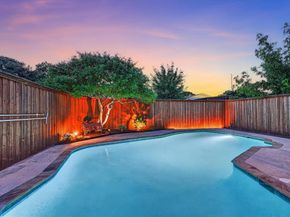2713  Esquire Lane , Garland Texas 75044