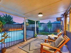 2713  Esquire Lane , Garland Texas 75044