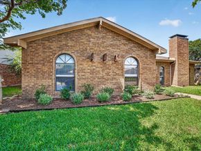2713  Esquire Lane , Garland Texas 75044