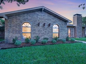 2713  Esquire Lane , Garland Texas 75044