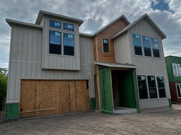 3424  Navaro Street , Dallas Texas 75212