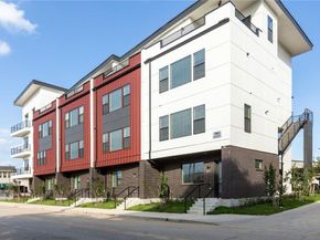 1901 S Harwood Street  106, Dallas Texas 75215