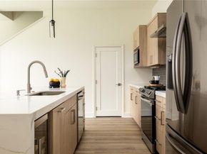 1901 S Harwood Street  106, Dallas Texas 75215