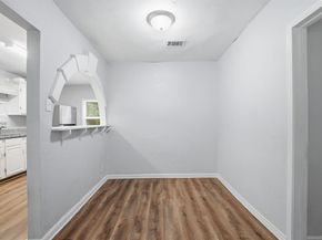 2547  Wilton Avenue , Dallas Texas 75211