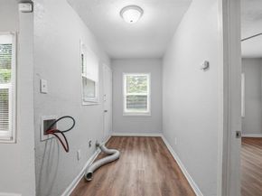 2547  Wilton Avenue , Dallas Texas 75211