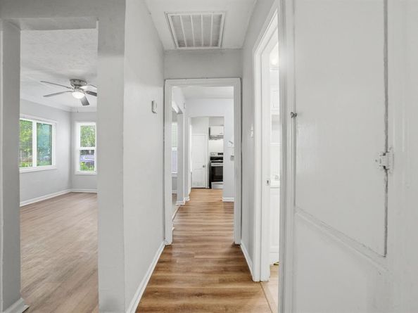 2547  Wilton Avenue , Dallas Texas 75211