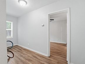 2547  Wilton Avenue , Dallas Texas 75211